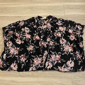 Azure Skies black open sleeveless wrap floral printed size  XXS/XS